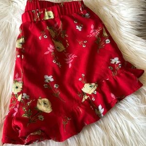 Red Floral ruffle trim shorts